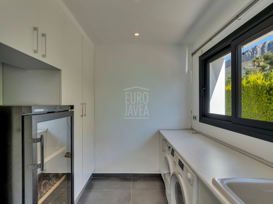 Luxe villa op de Montgó met absolute privacy en panoramisch uitzicht