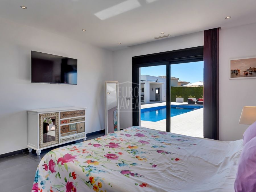Luxe villa op de Montgó met absolute privacy en panoramisch uitzicht