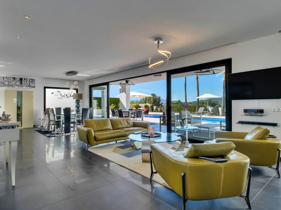 Luxe villa op de Montgó met absolute privacy en panoramisch uitzicht