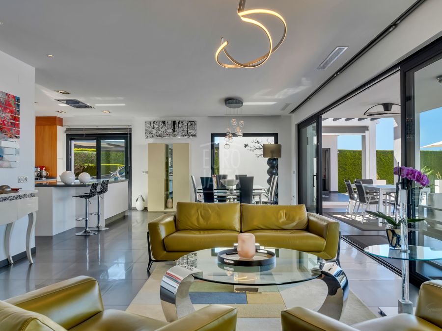 Luxe villa op de Montgó met absolute privacy en panoramisch uitzicht