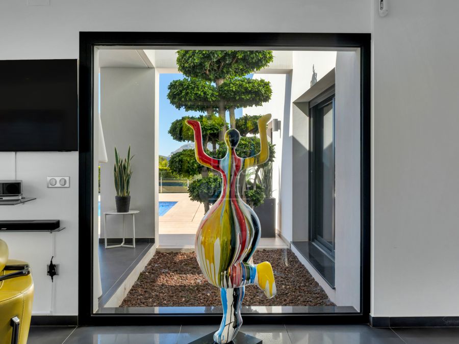 Luxe villa op de Montgó met absolute privacy en panoramisch uitzicht