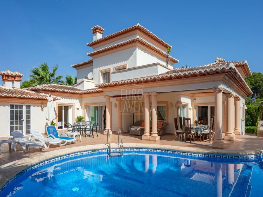 Mediterranean Retreat, Villa Luna in Costa Nova, Javea