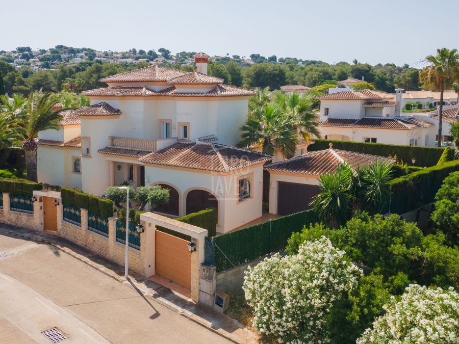 Mediterranean Retreat, Villa Luna in Costa Nova, Javea