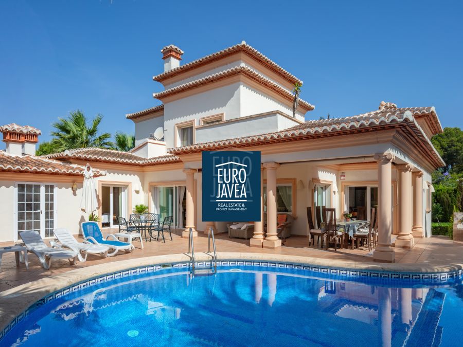 Mediterranean Retreat, Villa Luna in Costa Nova, Javea