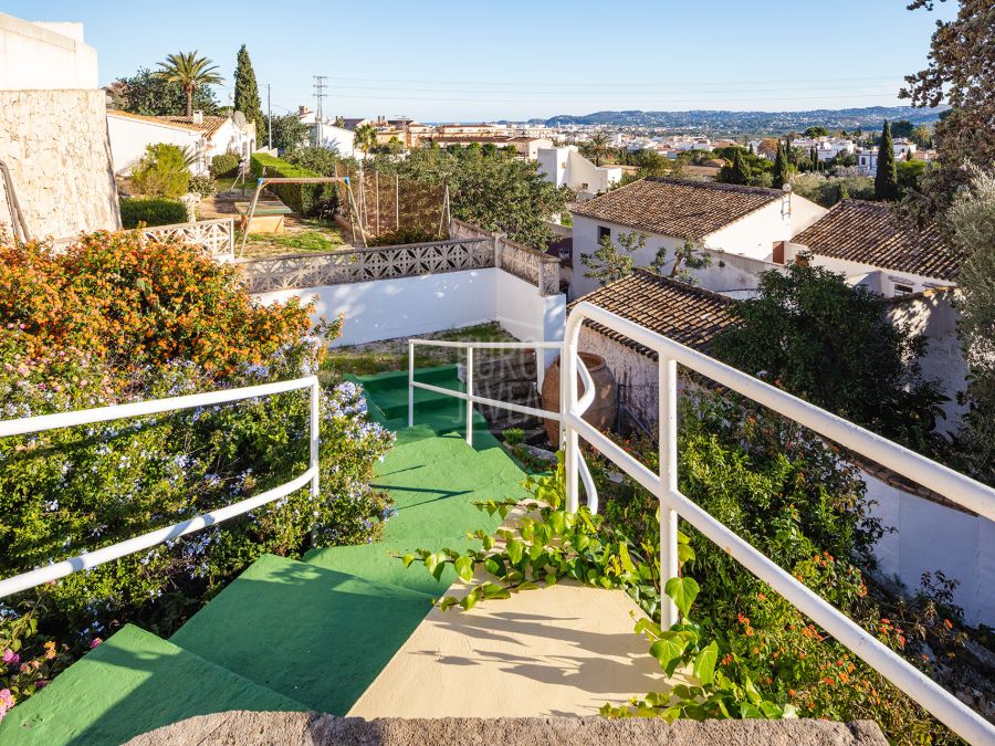 Exclusive villa for sale in the Castellans area with panoramic views