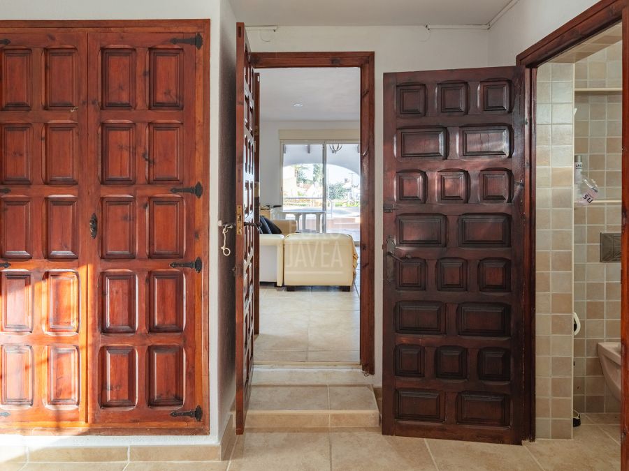 Exclusive villa for sale in the Castellans area with panoramic views