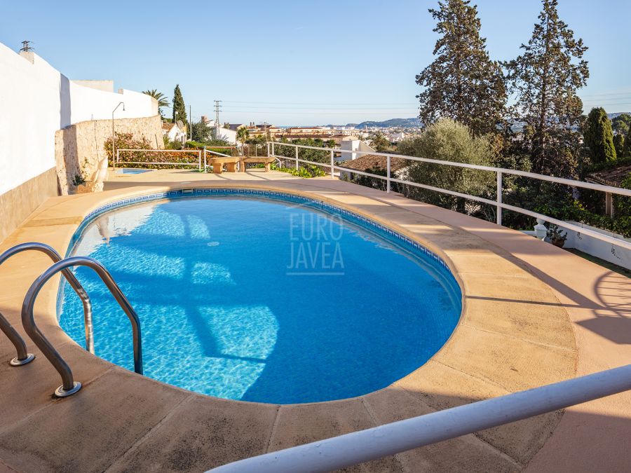 Exclusive villa for sale in the Castellans area with panoramic views