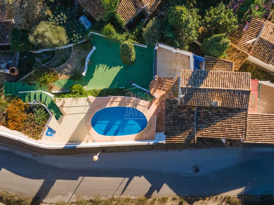 Exclusive villa for sale in the Castellans area with panoramic views