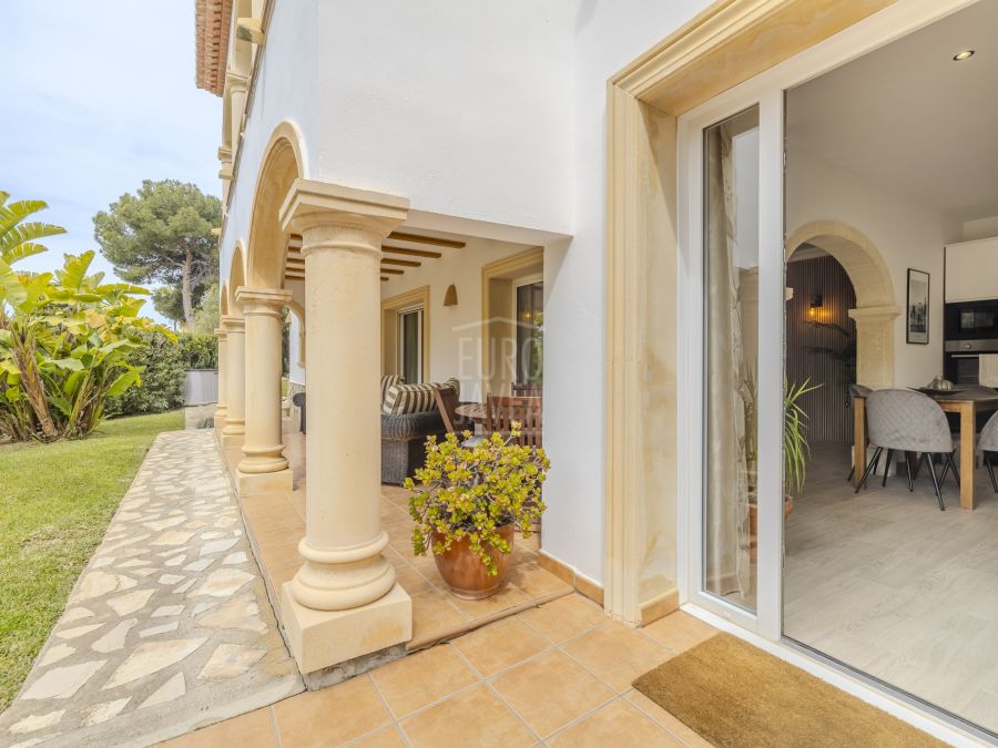 Villa in Granadella