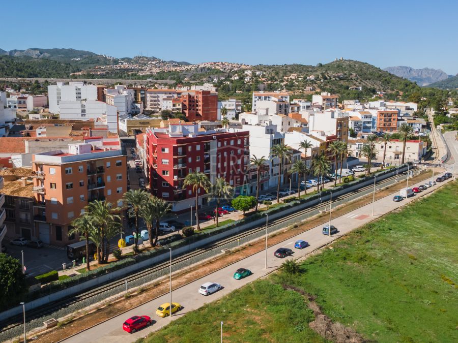 “La Creu Residences” – Een vastgoedontwikkelingsproject met REEDS VERLEENDE BOUWVERGUNNING voor 8 woningen in de Marina Alta