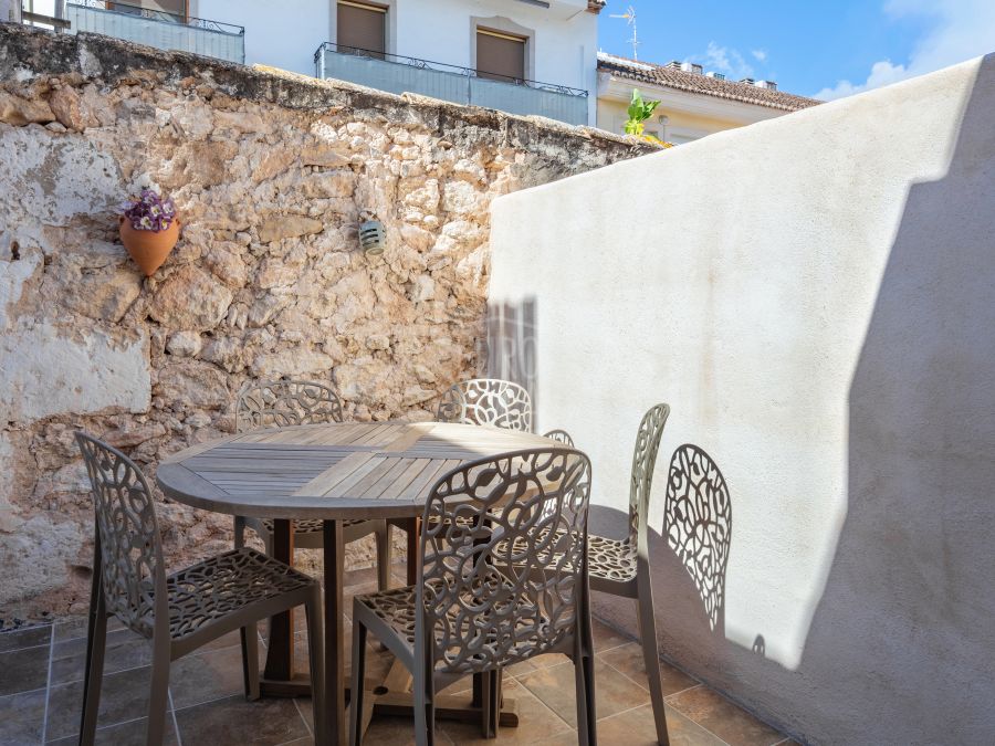 Beautifully Renovated Village House with Rooftop Terrace in Jávea Old Town