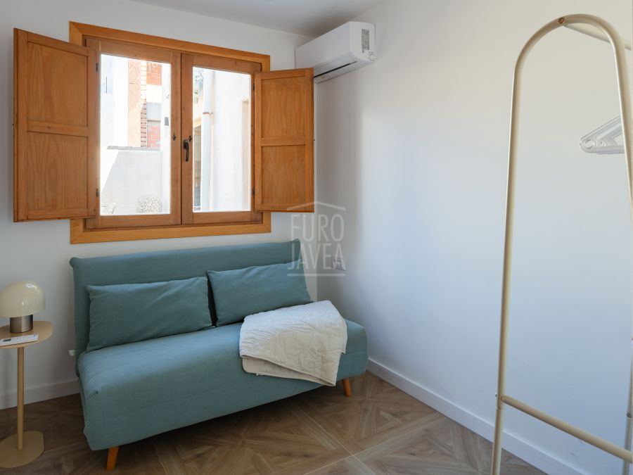 Beautifully Renovated Village House with Rooftop Terrace in Jávea Old Town