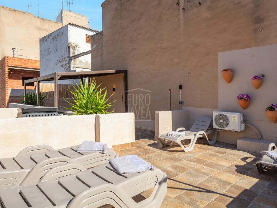 Beautifully Renovated Village House with Rooftop Terrace in Jávea Old Town