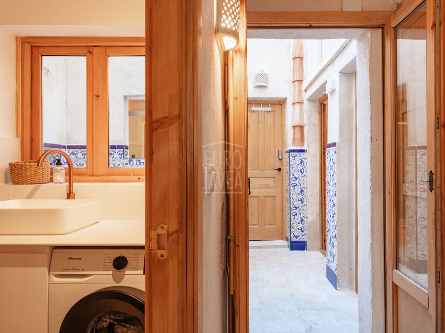Beautifully Renovated Village House with Rooftop Terrace in Jávea Old Town
