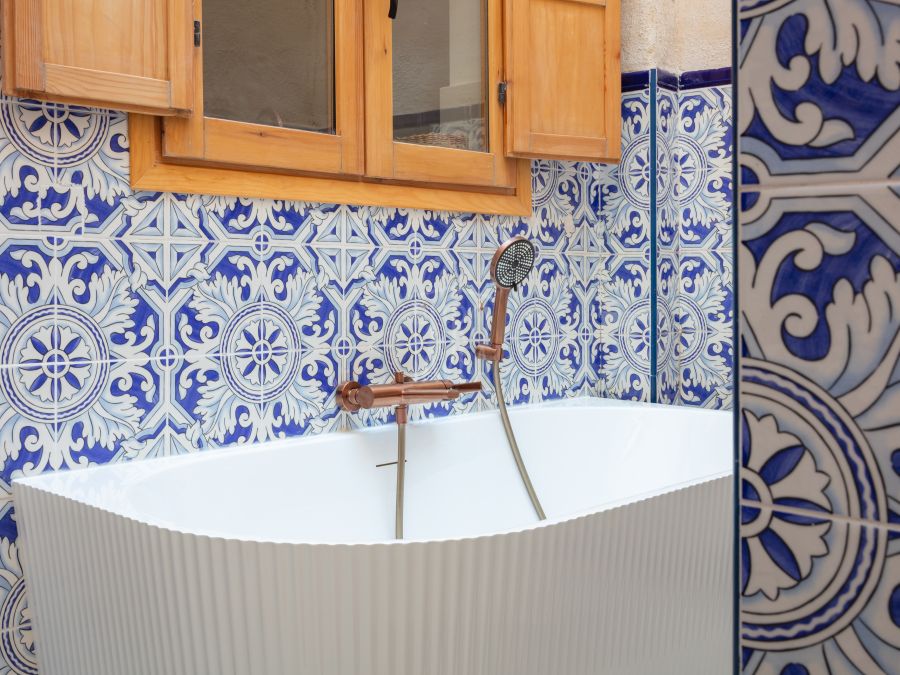 Beautifully Renovated Village House with Rooftop Terrace in Jávea Old Town