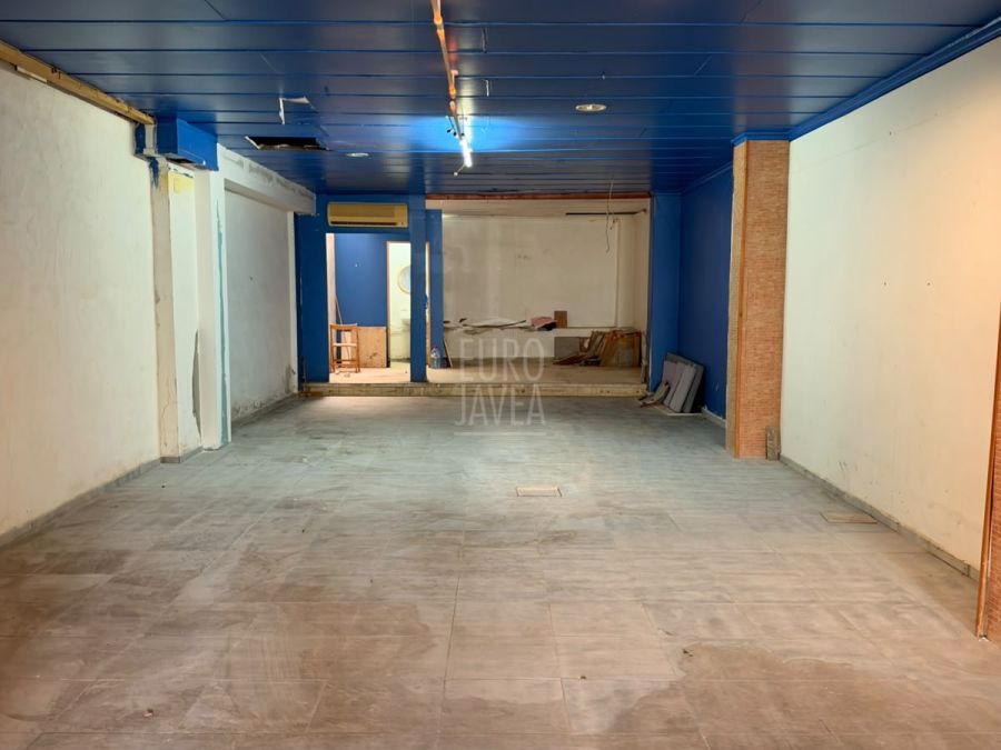 Commerciële ruimte van 137 m² in het dorp Jávea
