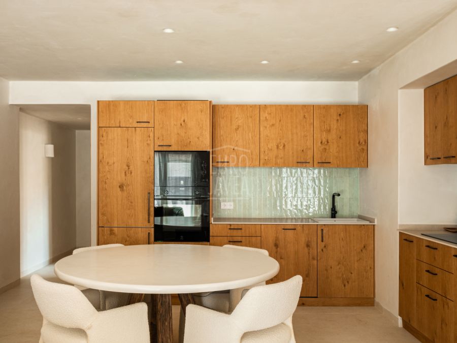 Designer building with three apartments and commercial premises in Jávea’s old town