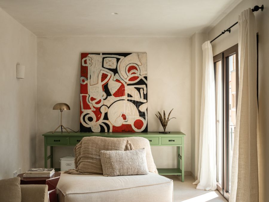 Designer building with three apartments and commercial premises in Jávea’s old town