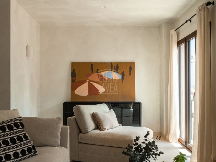 Designer building with three apartments and commercial premises in Jávea’s old town
