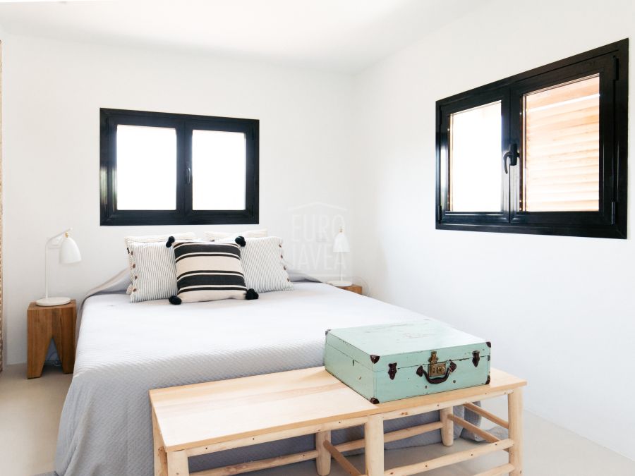 SurfHouse, A Cosy Mediterranean Retreat in Jávea