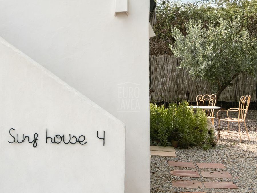 SurfHouse, A Cosy Mediterranean Retreat in Jávea