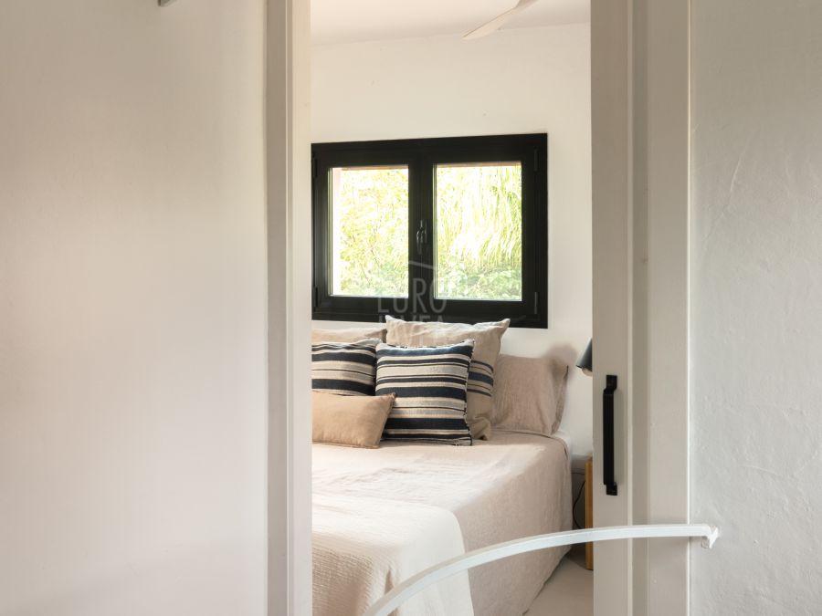 SurfHouse, A Cosy Mediterranean Retreat in Jávea