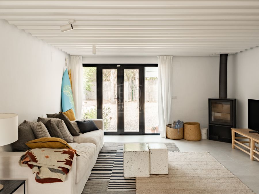SurfHouse, A Cosy Mediterranean Retreat in Jávea