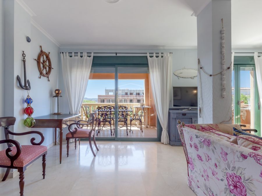 Duplex penthouse for sale exclusively in the center of the port with open views, south facing