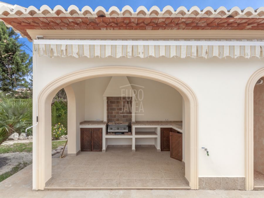 Villa for sale in Las Laderas area in Jávea , close to the Golf Club