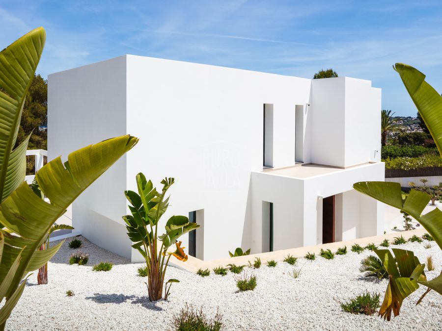 Modern and luxury house for sale in Jávea , with sea views