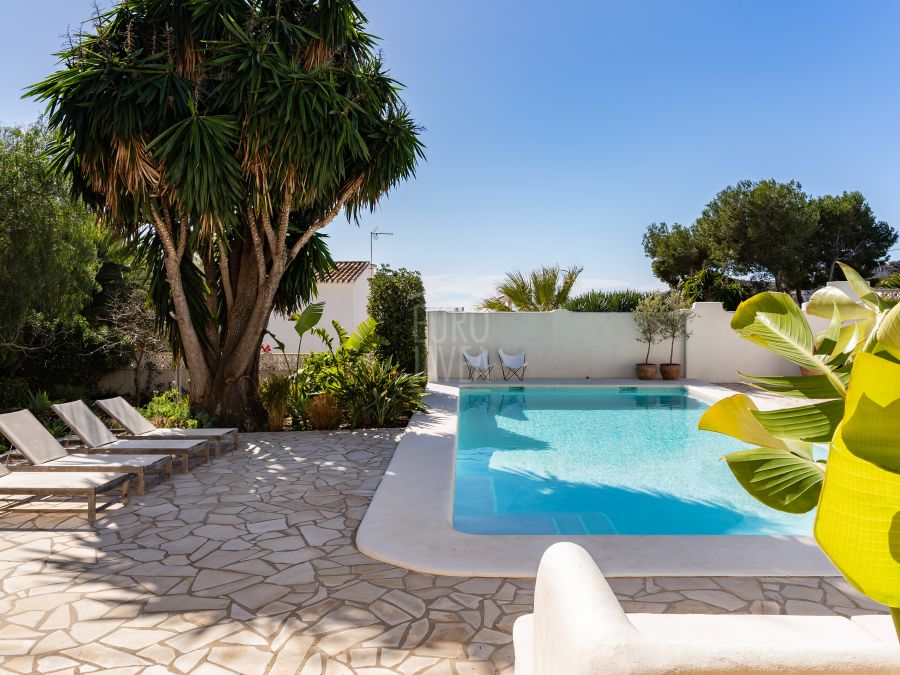 Impressive villa for sale in the Granadella area in Jávea