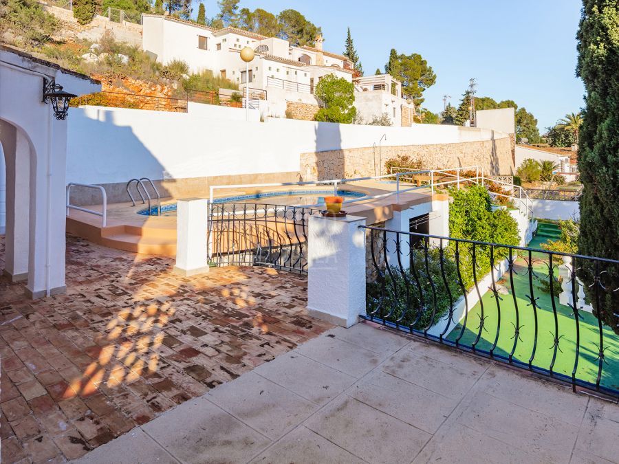 Villa a la venta en exclusiva en zona de Castellans con vistas panorámicas