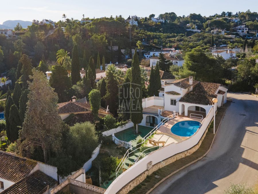 Villa a la venta en exclusiva en zona de Castellans con vistas panorámicas