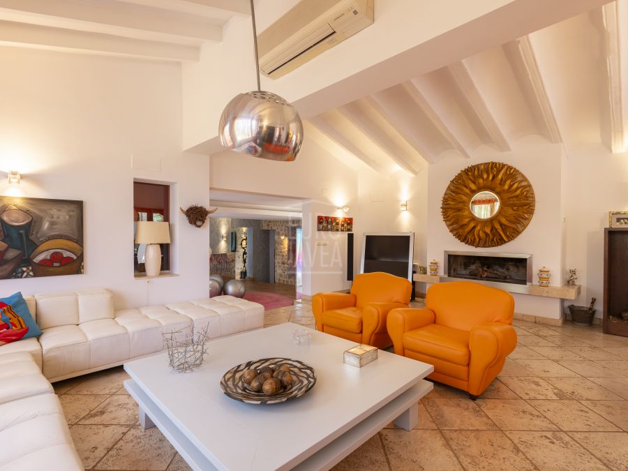 Spectacular villa for sale in Jesus Pobre, close to Denia with equestrian facilities