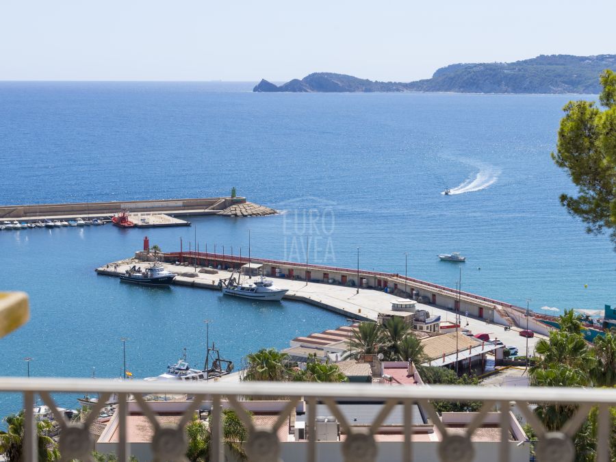 Magnifica villa en Jávea con increíbles vistas al mar