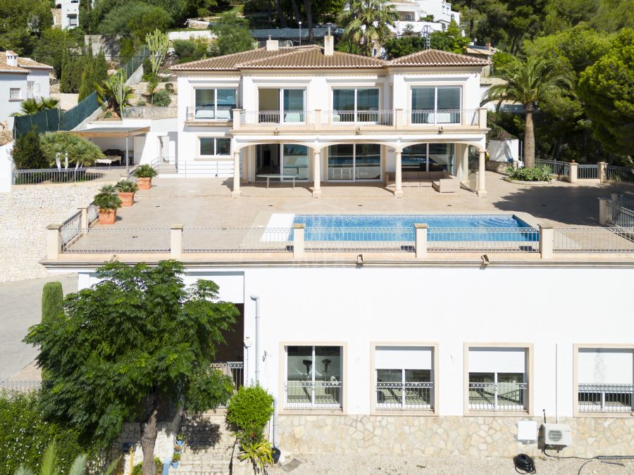 Magnifica villa en Jávea con increíbles vistas al mar