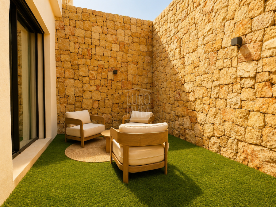 Luxurious new build villa with sea views