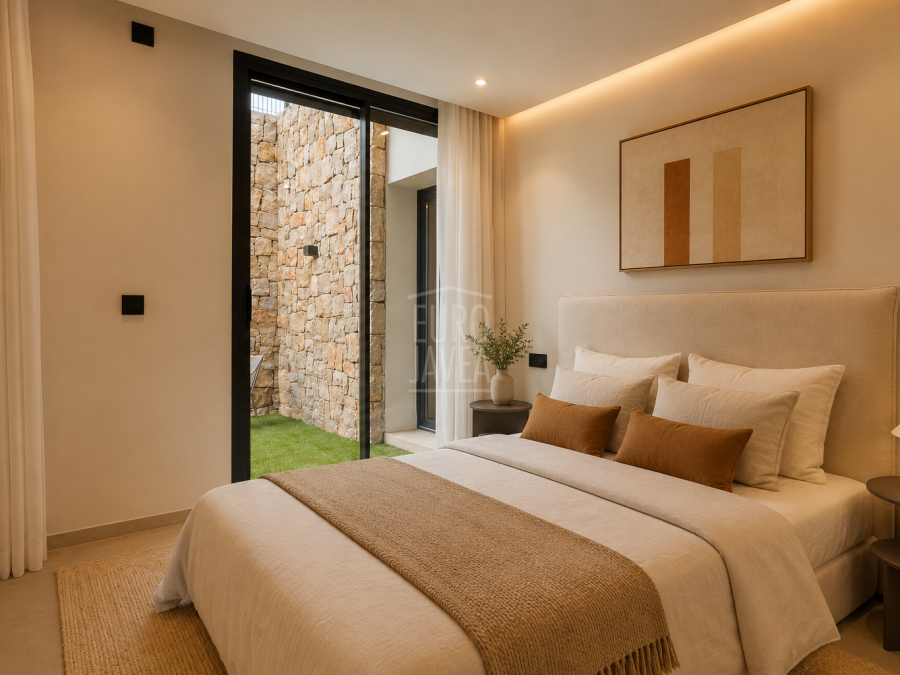 Luxurious new build villa with sea views