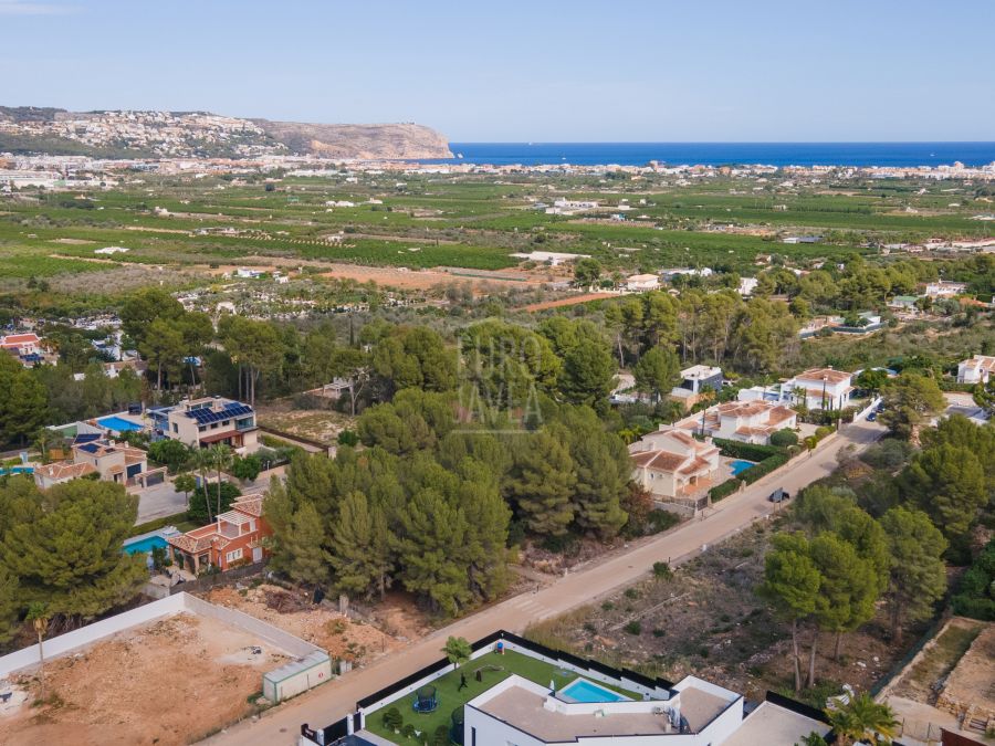 Plot with licence granted for sale in the Piver area of Jávea