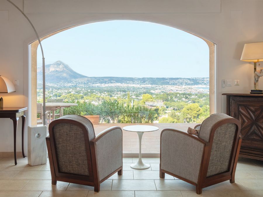 Impresionate villa a la venta en Jávea con vistas panorámicas a la Bahia de Jávea