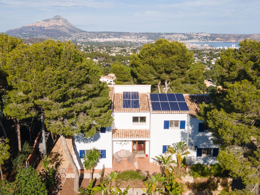 Impresionate villa a la venta en Jávea con vistas panorámicas a la Bahia de Jávea