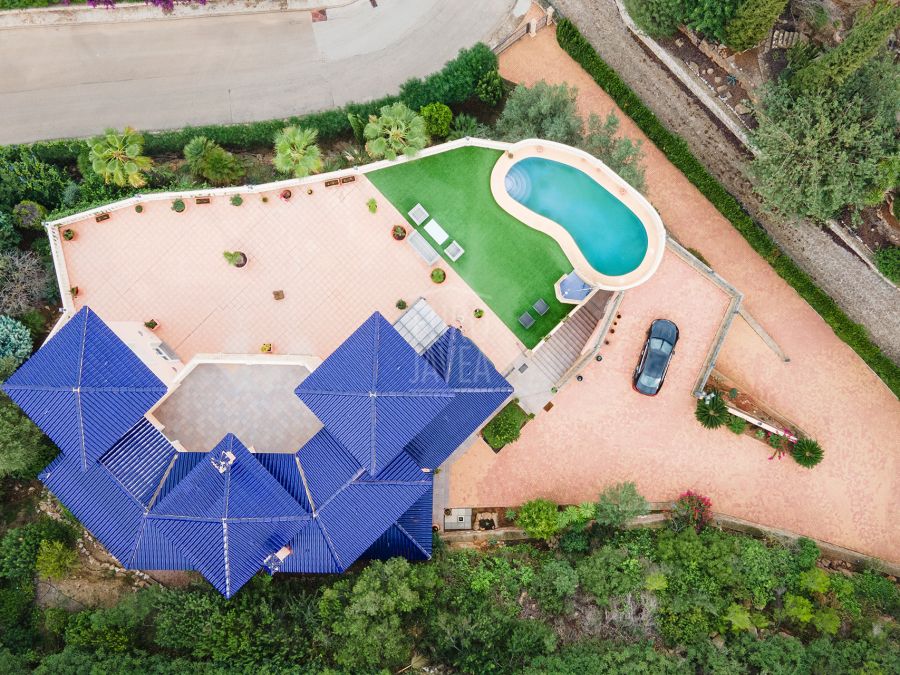 Villa in traditionele stijl te koop in de wijk Sella in Denia, met panoramisch uitzicht