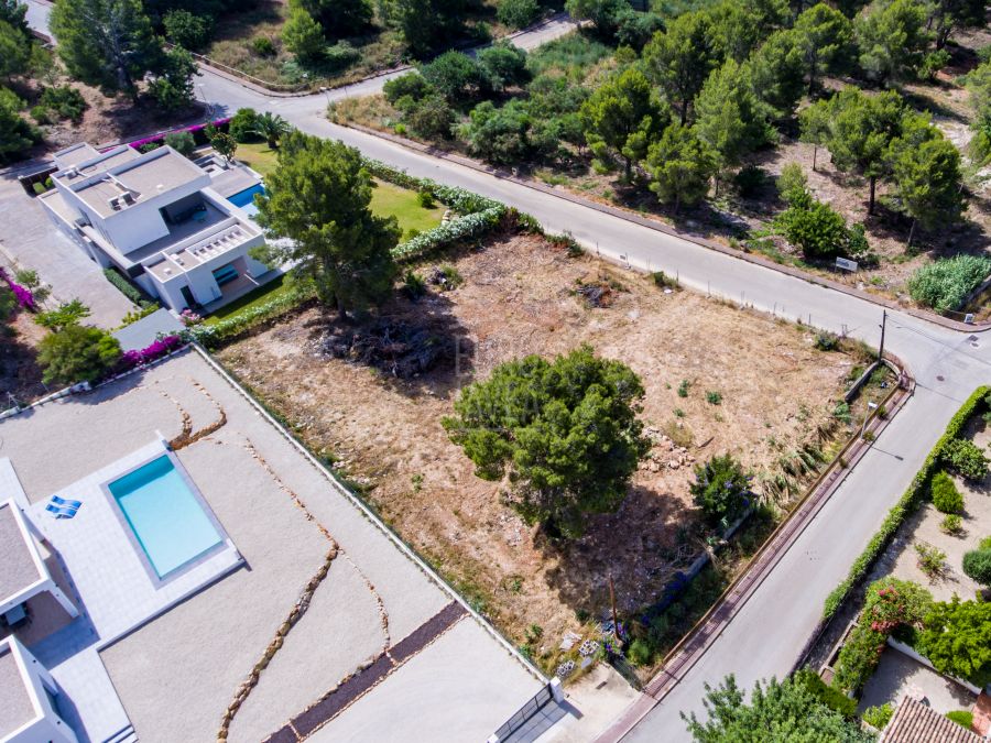 Urban plot for sale in Javea in the area of Montgó