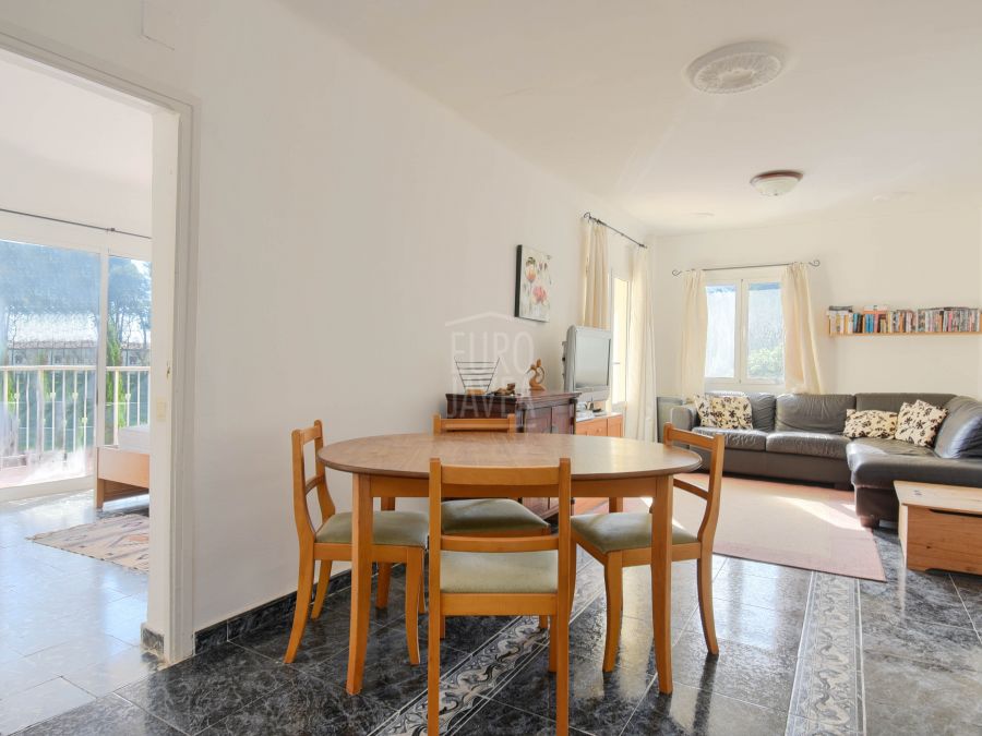 Apartamento a la venta en exclusiva a un paso de la playa de Cala Blanca en Jávea