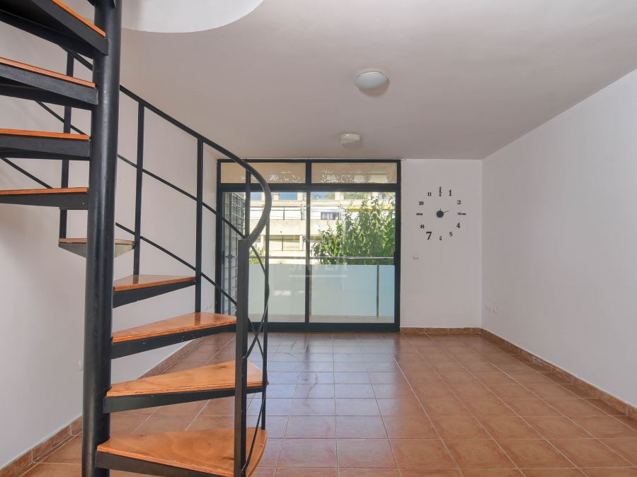 Duplex apartment for sale in exclusive in Jávea near Montañar I and the Port.
