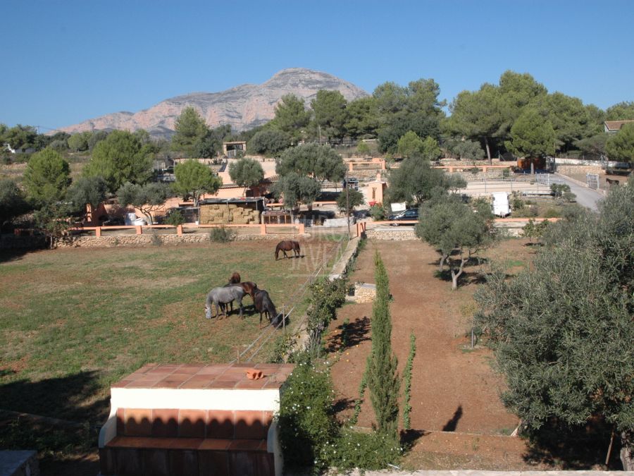 Finca for sale in Jávea for horse breeding with residence