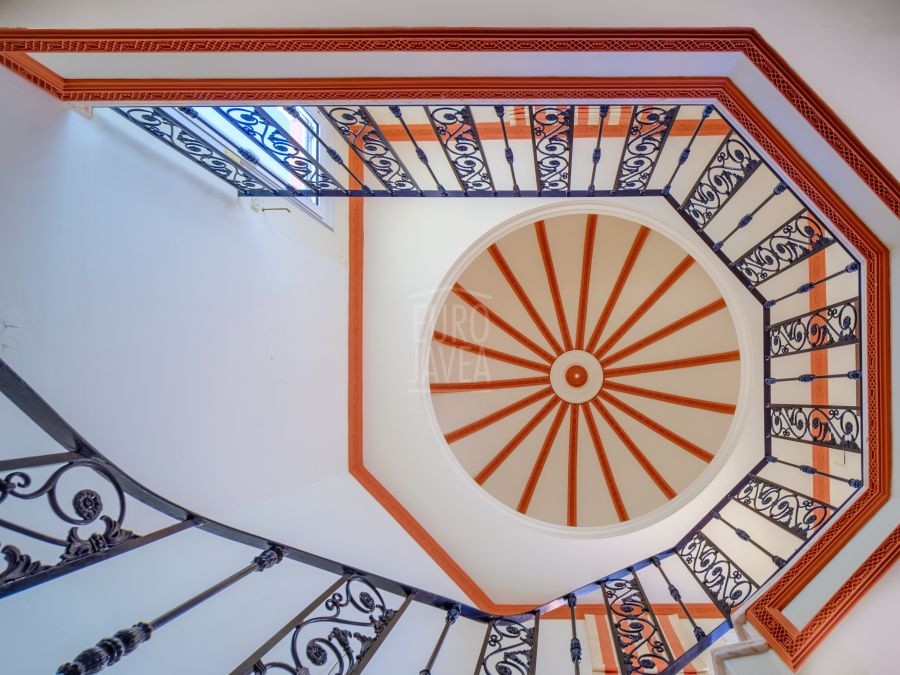 Villa de style mauresque orientée plein sud à vendre à Jávea