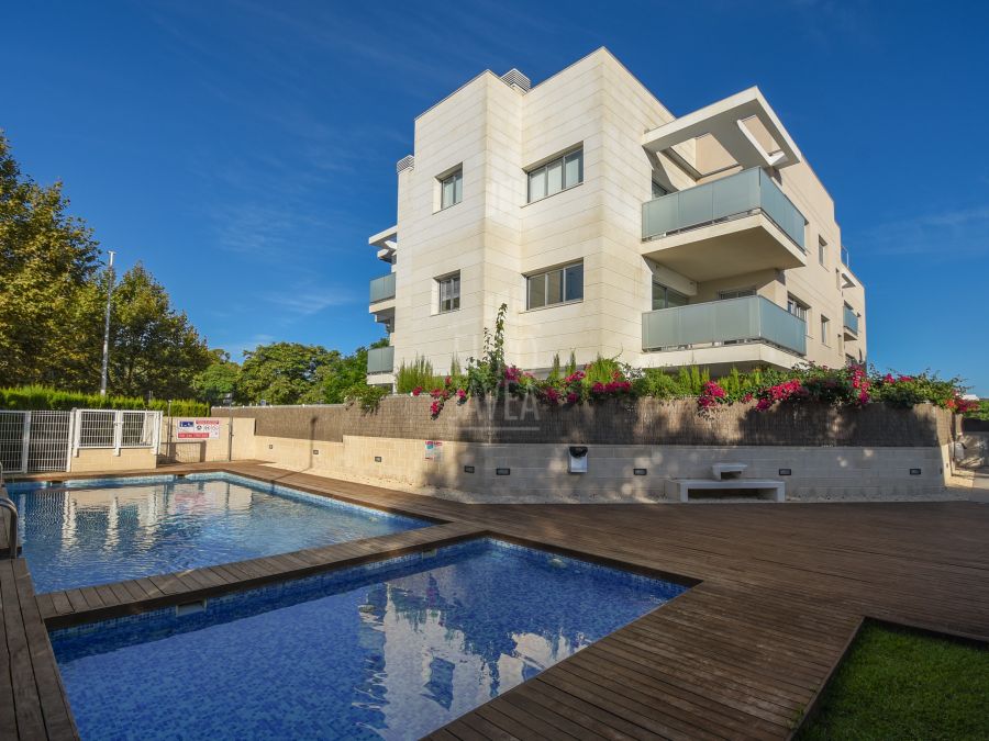 Apartamento planta baja a la venta en la zona de la Playa del Arenal en Jávea en exclusiva con Eurojavea