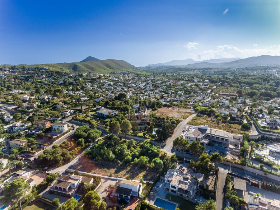 Plot for sale exclusively , in Jávea with sea views