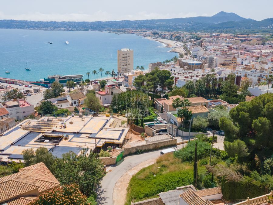 Plot for sale in the area of Cuesta San Antonio in Javea , with spectacular sea views.